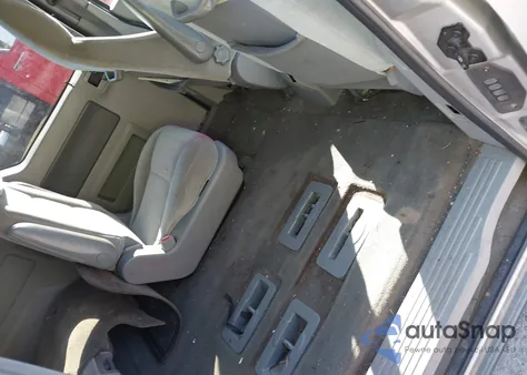 2004 Ford Freestar Ses z USA, uszkodzony, nr VIN 2FMDA57684BA80749